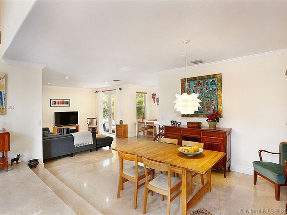 4th image of 5179 NW 108th Pl