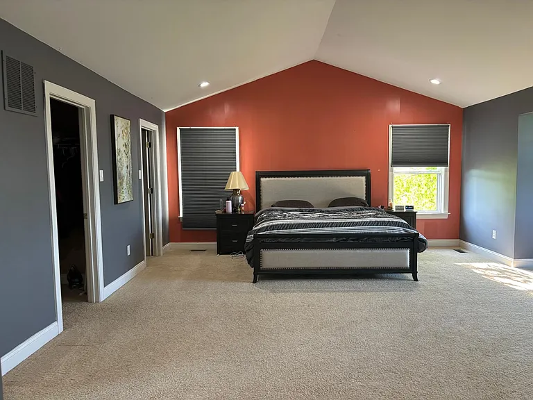 501 Raintree Cir — Photo 7