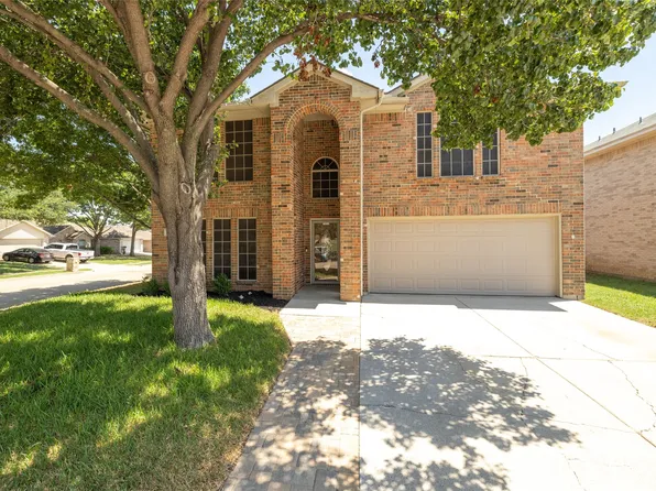 1000 Sagewood Ln, Saginaw, TX 76131