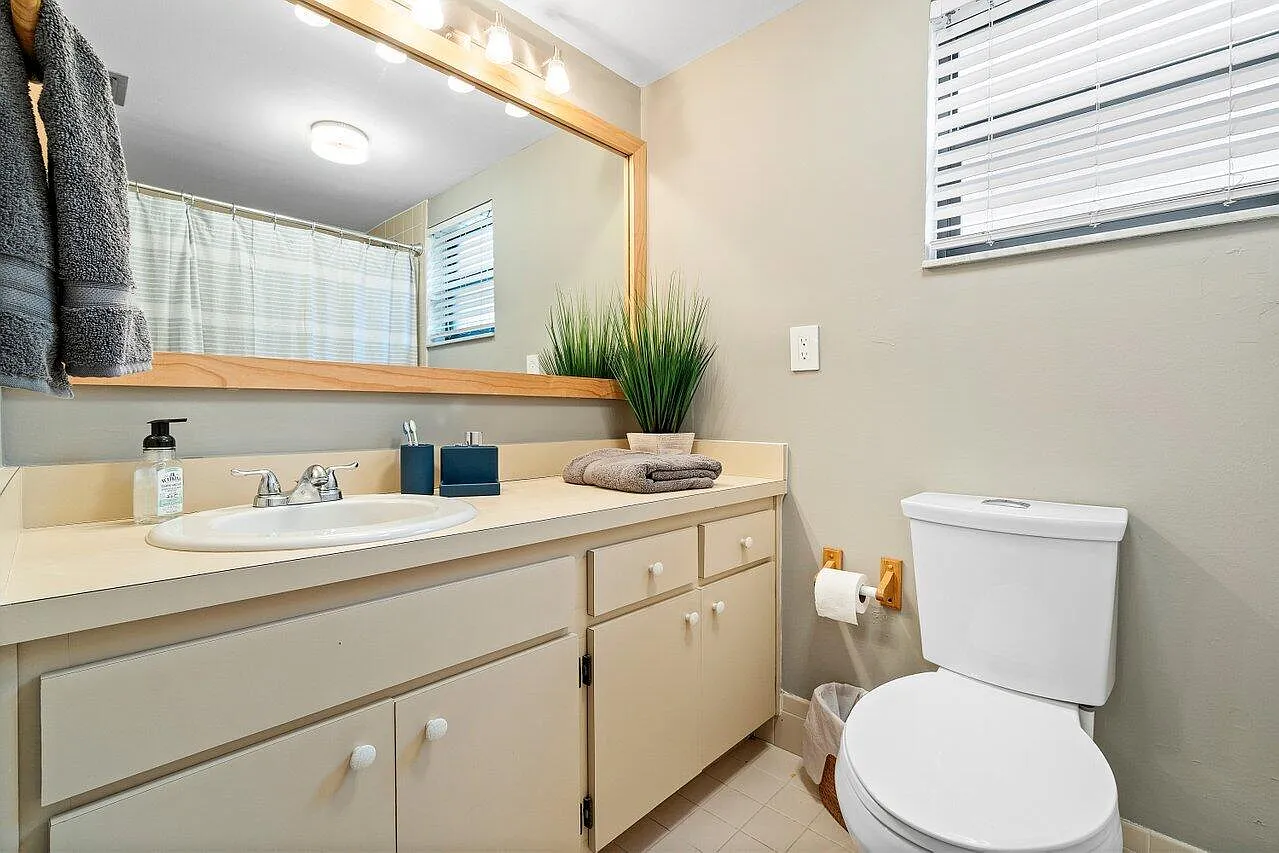 1 bed, 1.0 bath, 500 sqft, $3,000 — Photo 4