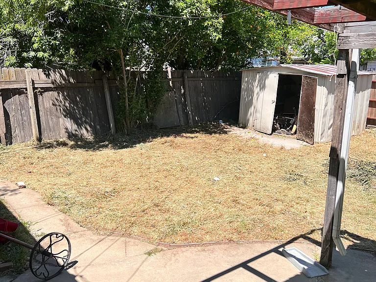 4641 Lemon Hill Ave — Photo 10