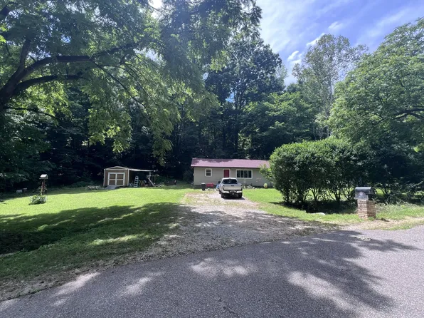 455 Beasley Hollow Rd, Linden, TN 37096