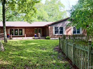 3830 Dutch Hollow Ln, Pacific, MO 63069