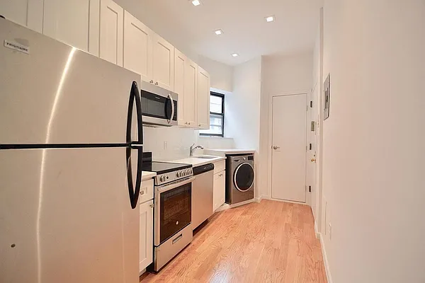 Rented by REAL New York | media 1