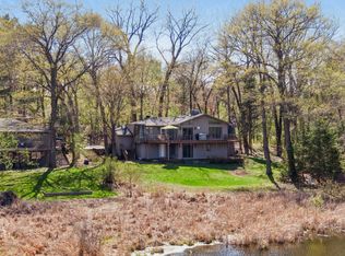 707 Hall Ave, White Bear Lake, MN 55110