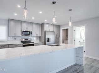 3326 S Newberry Rd, Tempe, AZ 85282