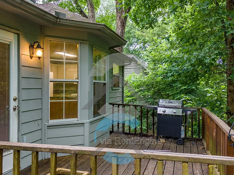 10 Sweet Gum Ct — Photo 16
