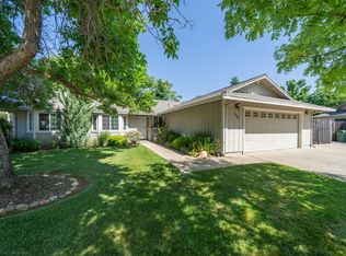 5782 Old Barn Way, Redding, CA 96001