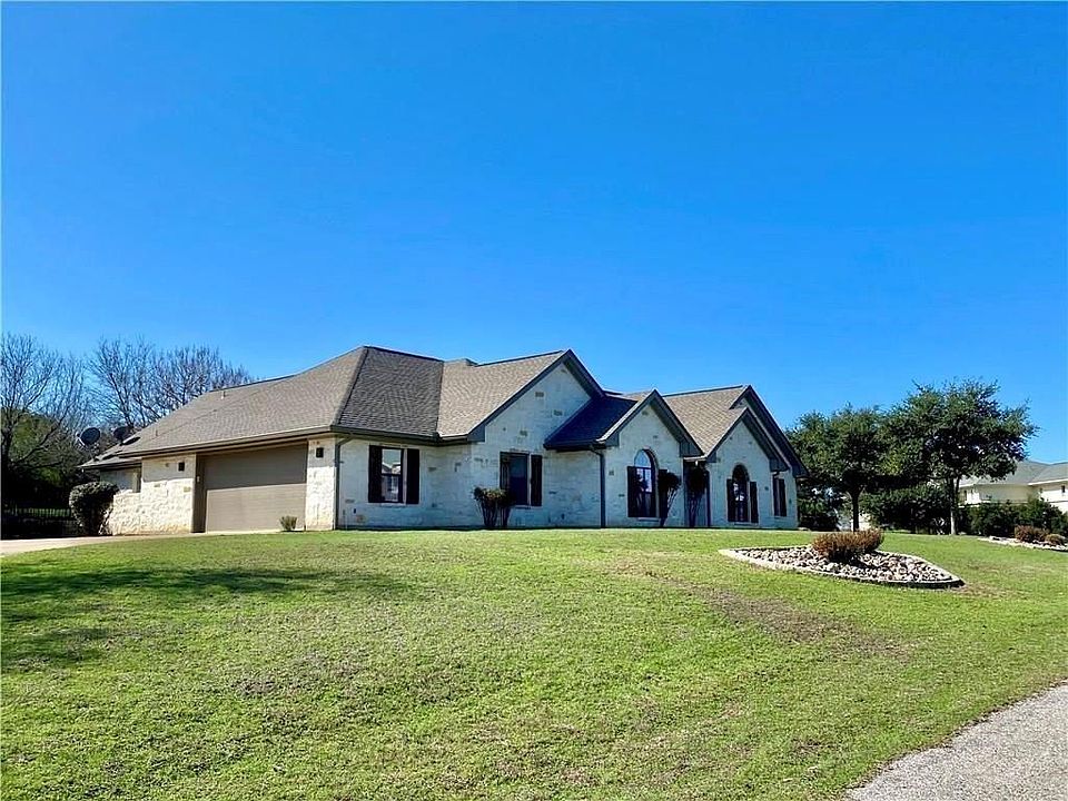1st image of 239 Cove Creek Dr
