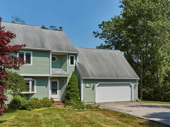 9 Riverview Dr #1, York, ME 03909