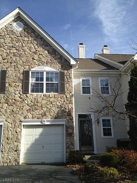 2nd image of 25 Mayflower Dr