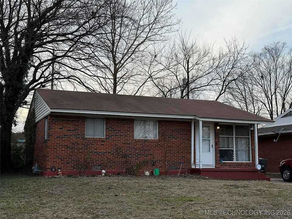 1st image of 541 SE Greystone Ave