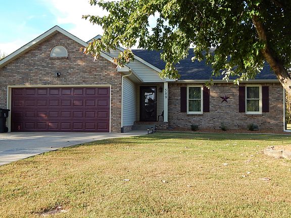 3rd image of 589 Cory Dr