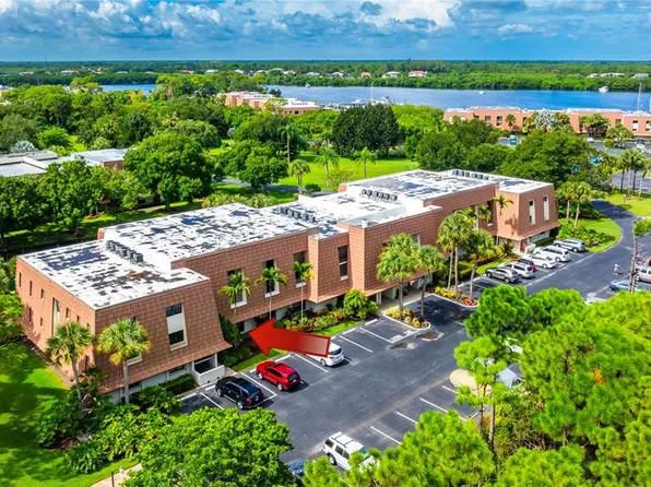 3100 SE Pruitt Rd APT B102, Port Saint Lucie, FL 34952