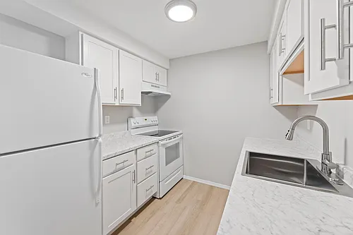 511 Avenue D #A Photo 1