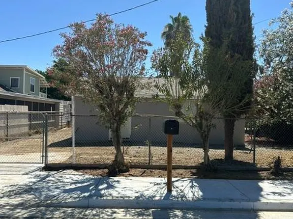 11417 Lowe St, Lamont, CA 93241