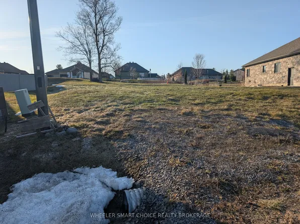 13 Matthew Kieran Cres, South Stormont, ON K0C 1P0