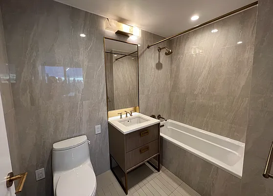 Rented by Nest Seekers International | media 16