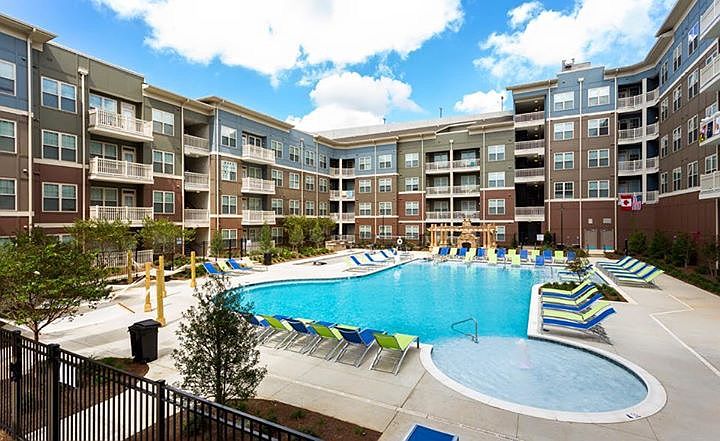 1st image of 1418 10th Ave APT 2017