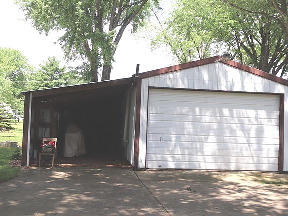 5th image of N3554N3546 Franks Dr #3546