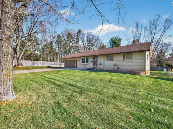 13563 Eidelweiss St NW, Andover, MN 55304