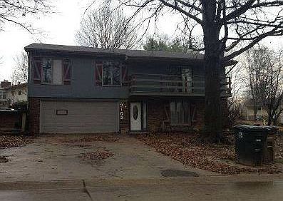 3rd image of 3102 Westfield Dr