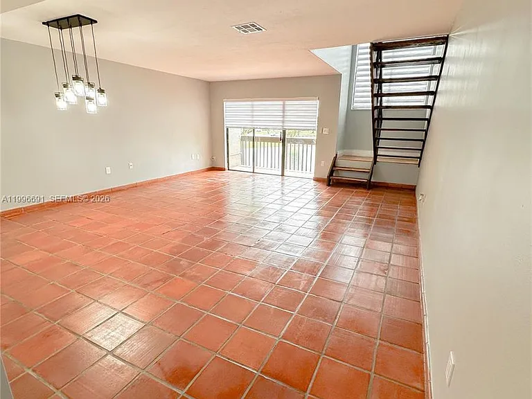 10000 NW 9th Street Cir #21 — Photo 6