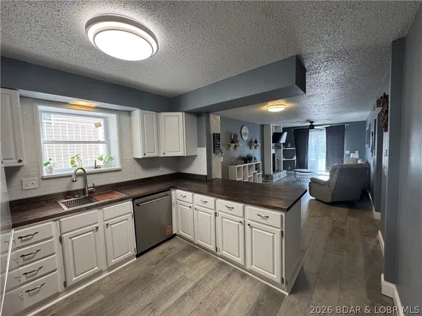 10 Wheel House Cir #2A, Lake Ozark, MO 65049