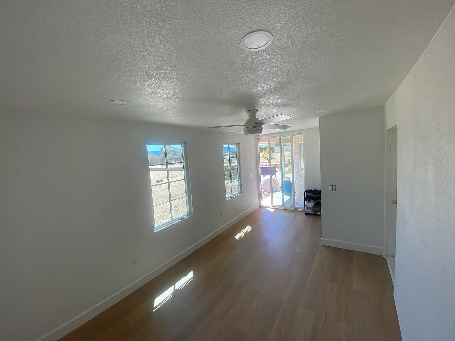 4 bed, 2450 sqft, $3,200 — Photo 3