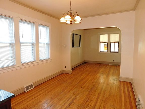 5th image of 1233 Oak Park Ave