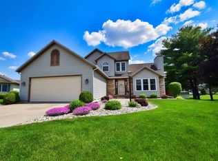5 Courtney Ln, Nappanee, IN 46550