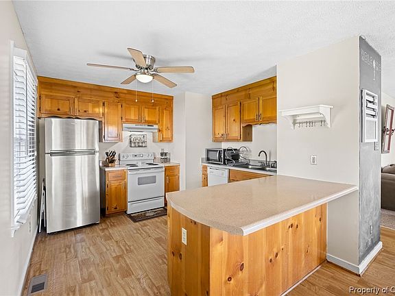 4th image of 1820 New Lincoln Cir