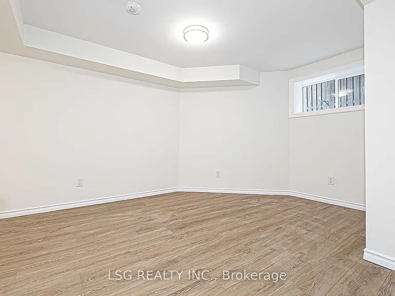 25 Briardale Pl — Photo 16