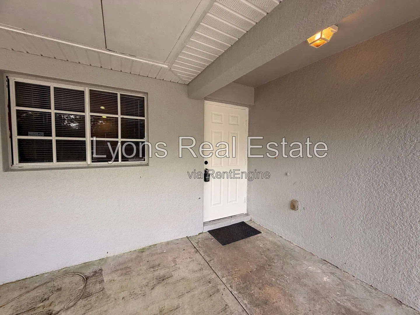 3 bed, 2.0 bath, 1109 sqft, $1,395 — Photo 4