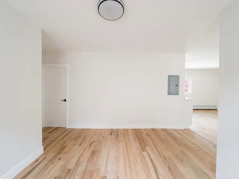 10 Pearl St #2 — Photo 11