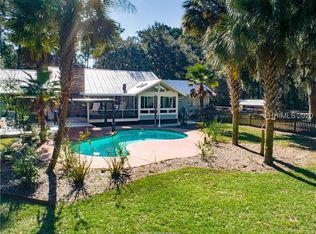 4 Milkweed Ln, Beaufort, SC 29907