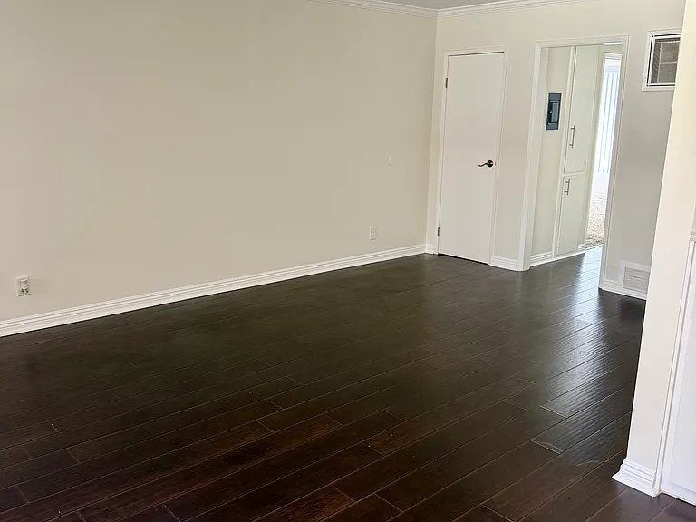 1814 N Serrano Ave #2 — Photo 10
