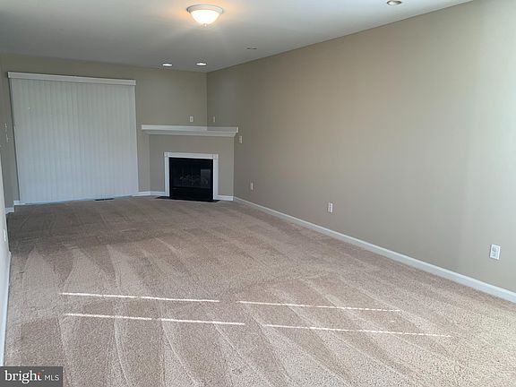 3rd image of 172 Nina Ln