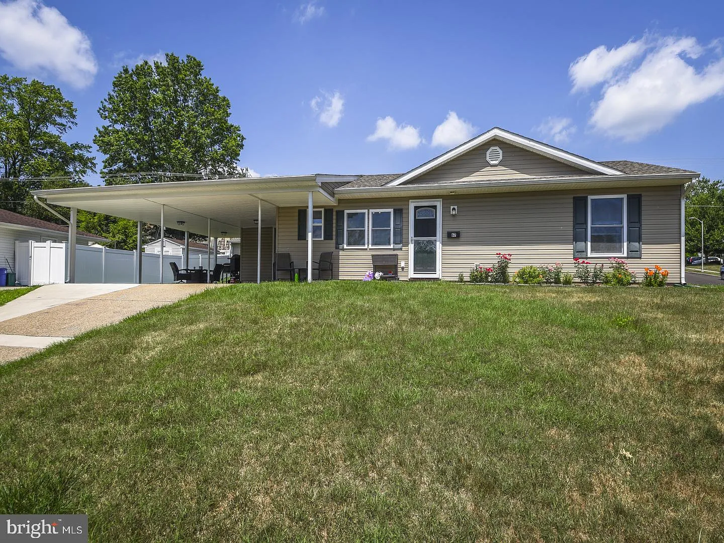 67 Thornridge Dr photo 1