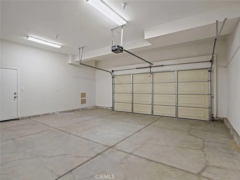 15940 W Ward Ct — Photo 24