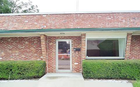2nd image of 819 SW Alachua Ave