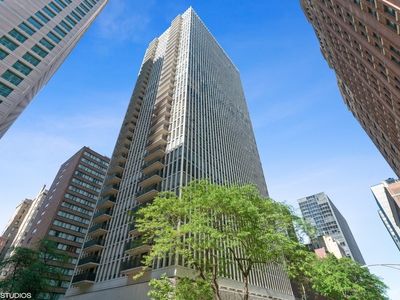 200 E Delaware Pl APT 18E, Chicago, IL, 60611