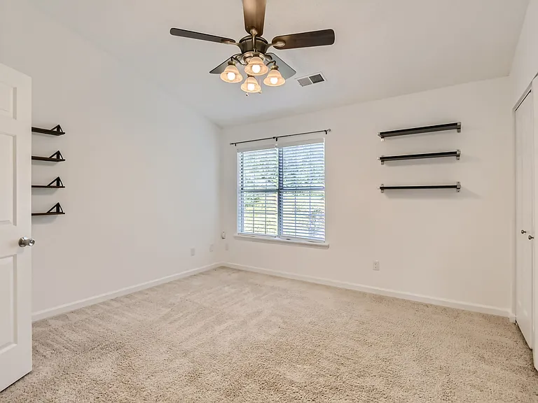 8281 Golf Ridge Dr — Photo 5