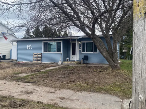 1116 E Portage Ave, Sault Sainte Marie, MI 49783