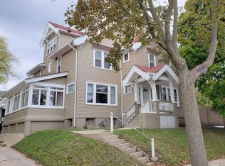 3221 N 1st St, Milwaukee, WI 53212