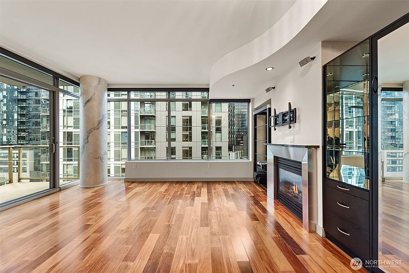 3rd image of 900 Lenora Street #W801