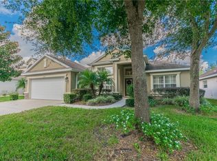 15513 Starling Water Dr, Lithia, FL 33547
