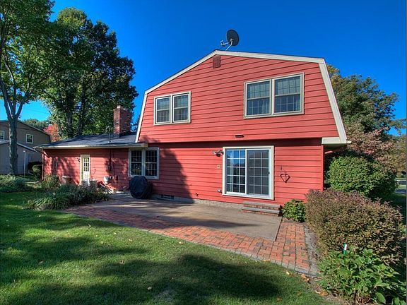 4th image of 345 Hamilton Cir