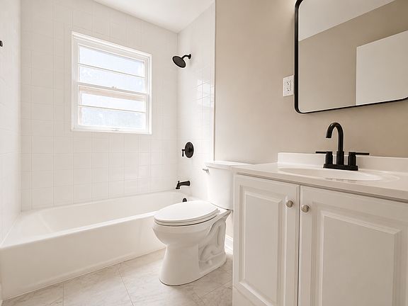 3rd image of 2601 Le Blanc Ct APT 5