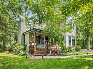 3 Hemlock Dr, Rio Grande, NJ 08242